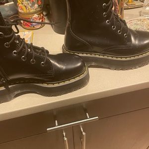 Doc Martens Size 9 Boots